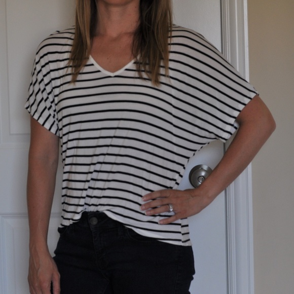 Mossimo medium striped tee - Picture 1 of 5